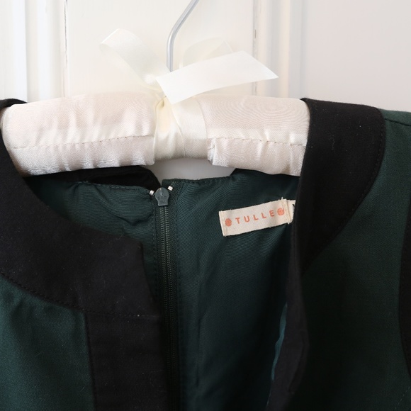 Dress - Picture 8 of 8